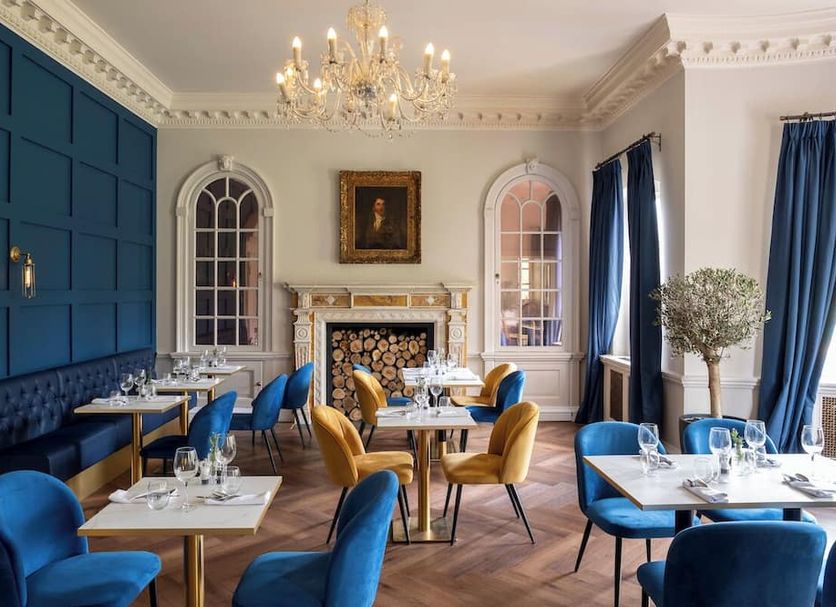 Restaurant Photo