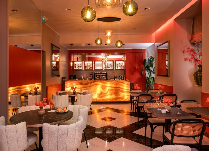 Restaurant Photo