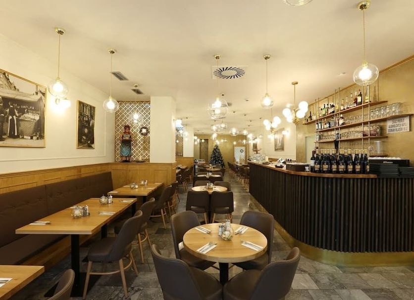 Restaurant Photo