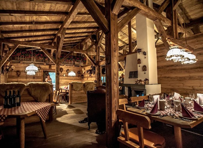 Restaurant Photo
