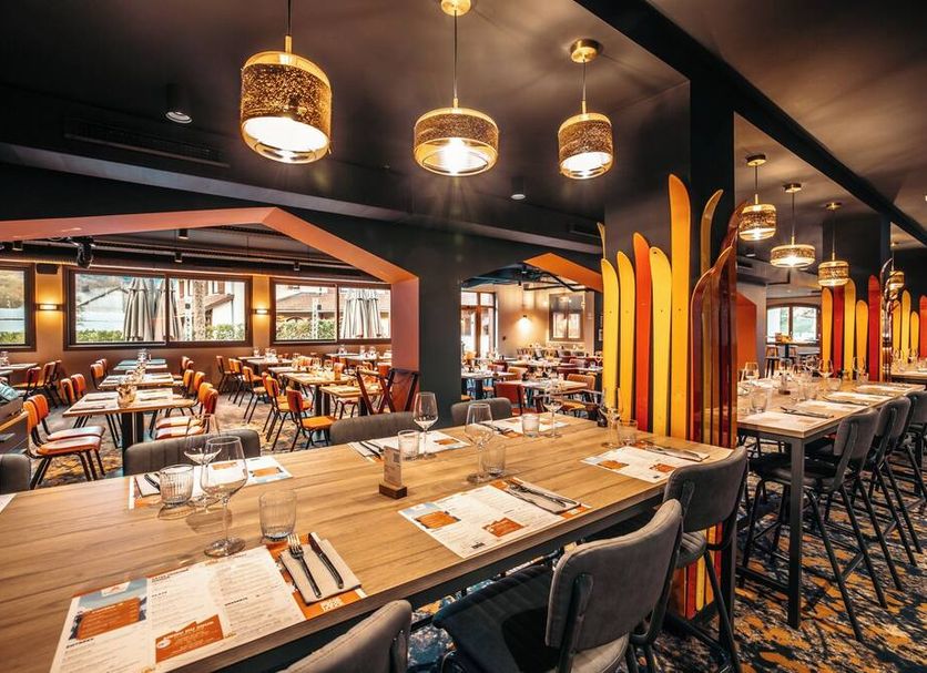 Restaurant Photo