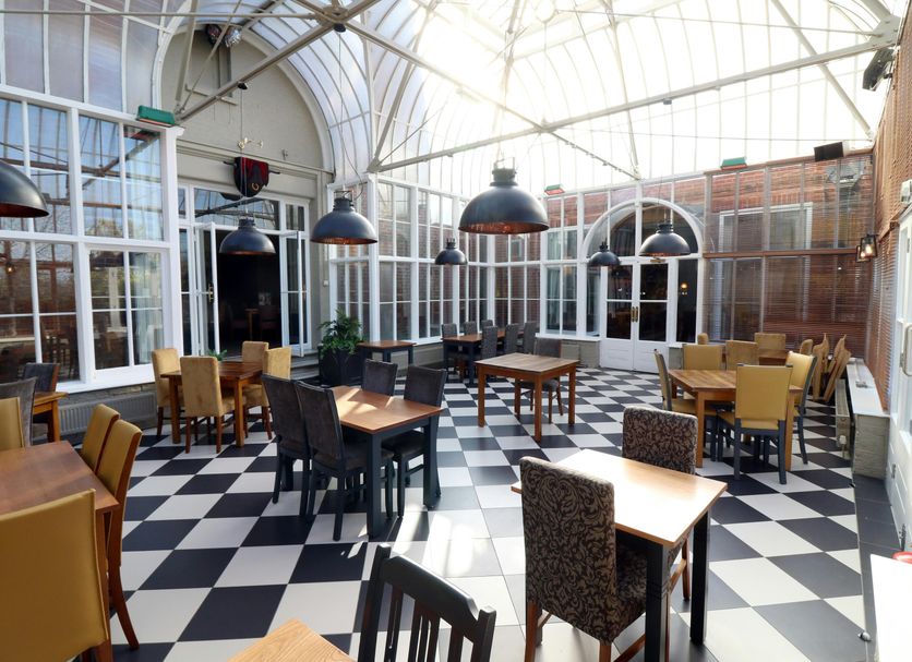 Restaurant Photo