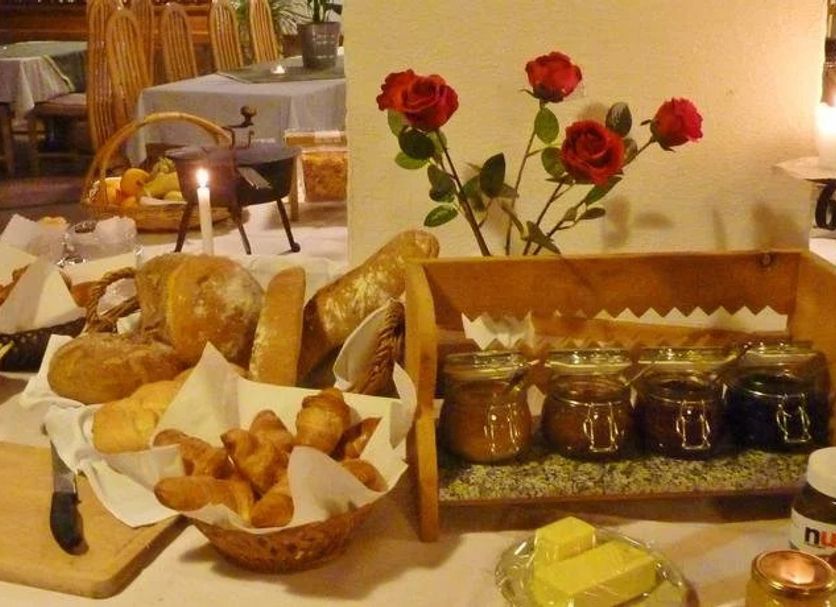 Buffet Photo