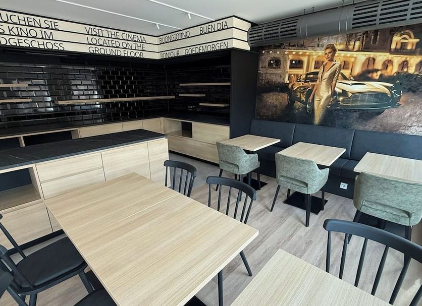 Restaurant Photo