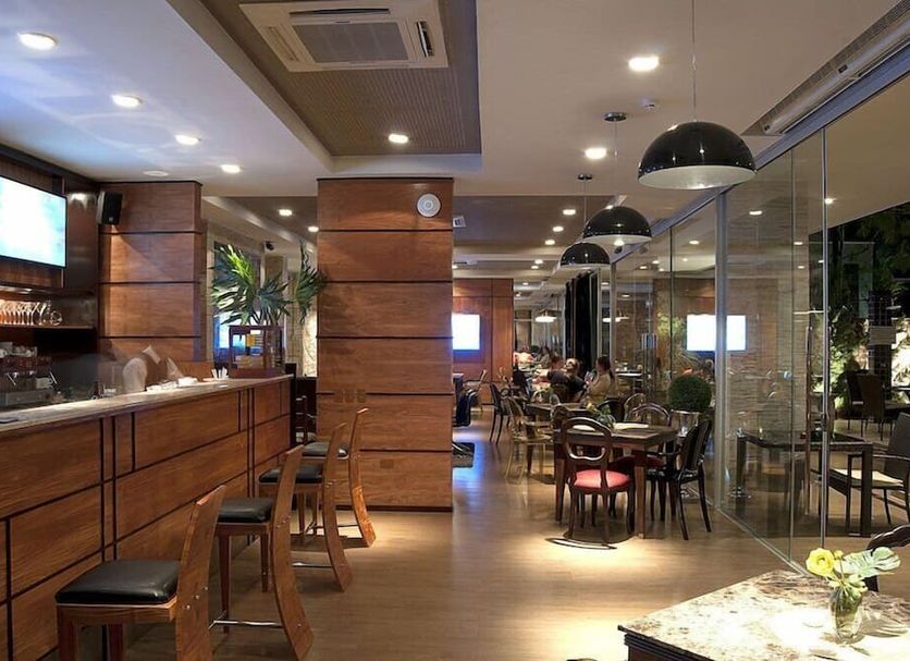 Bar Photo