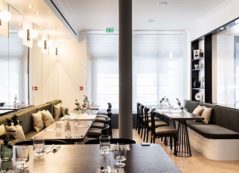 Restaurant Photo