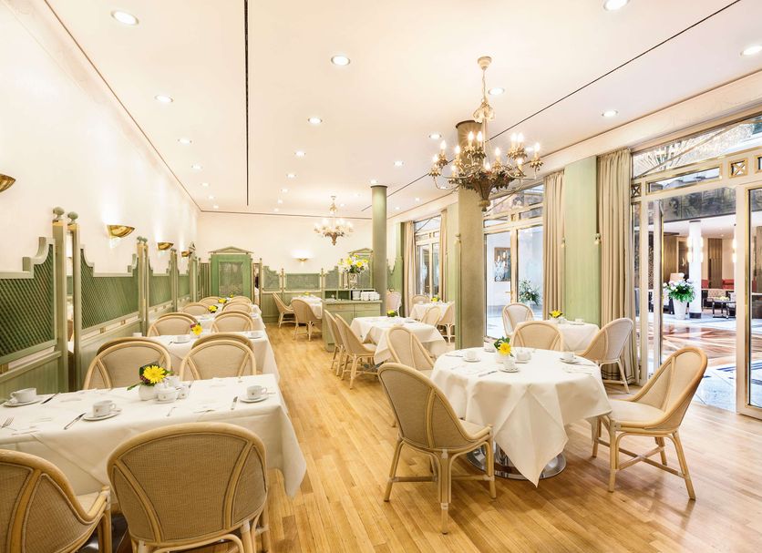 Restaurant Photo