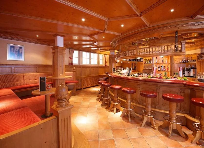 Bar Photo